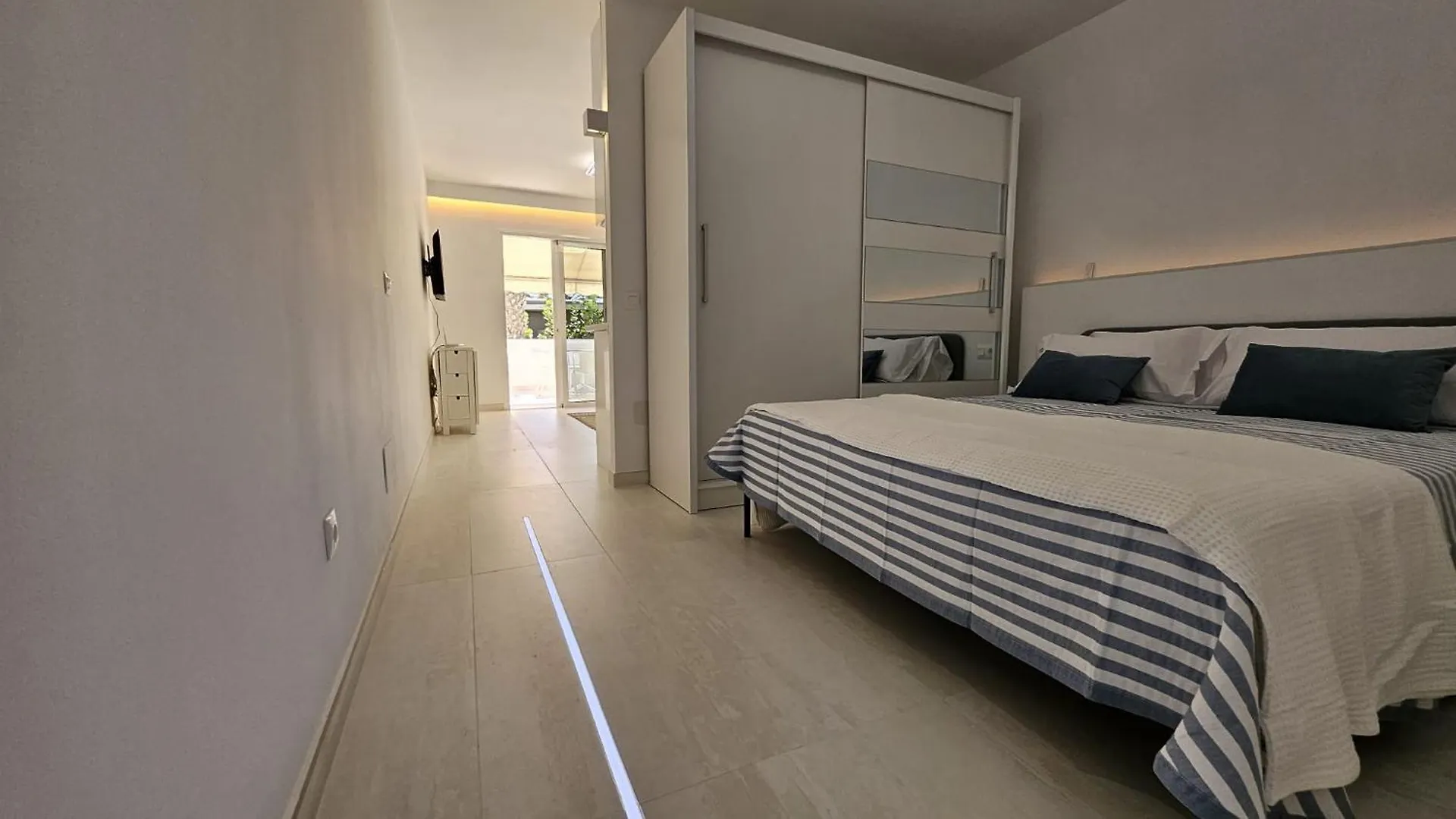 Daire Tenerife Holidays Deluxe, Royal Garden, Las Americas Playa de las Américas İspanya