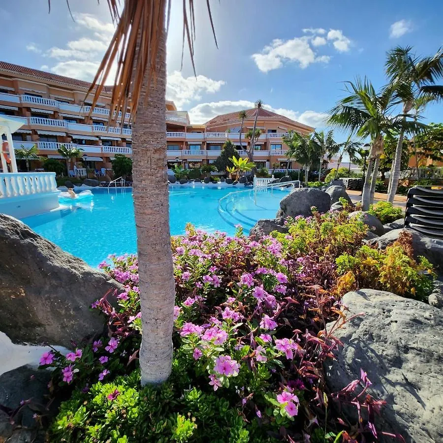 アパート Tenerife Holidays Deluxe, Royal Garden, Las Americas プラヤ・デ・ラス・アメリカス