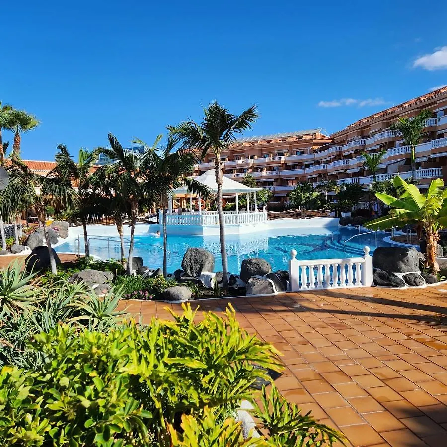 Tenerife Holidays Deluxe, Royal Garden, Las Americas プラヤ・デ・ラス・アメリカス