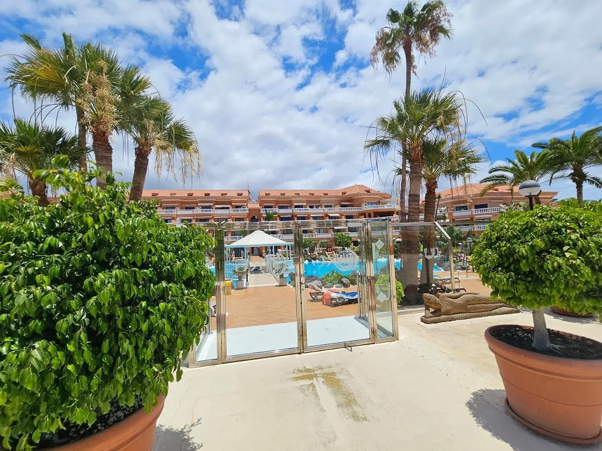 Tenerife Holidays Deluxe, Royal Garden, Las Americas プラヤ・デ・ラス・アメリカス スペイン